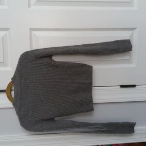 💥NWOT💥Brandy Melville Gray Cable Long Sleeve Sweater